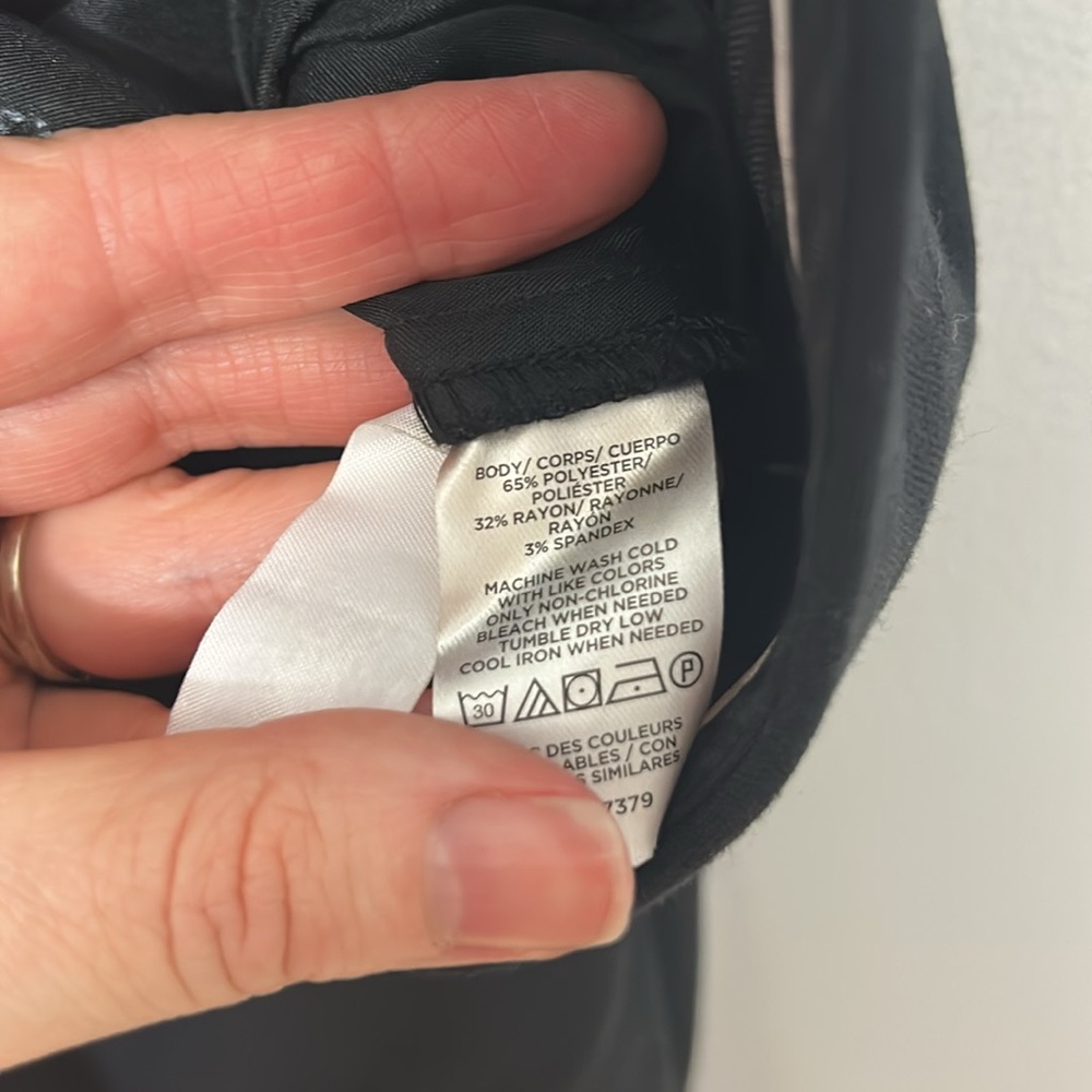 Ann Taylor Black The Petite Sophia Straight Pant - Curvy Fit Size 16 Petite - Picture 6 of 7